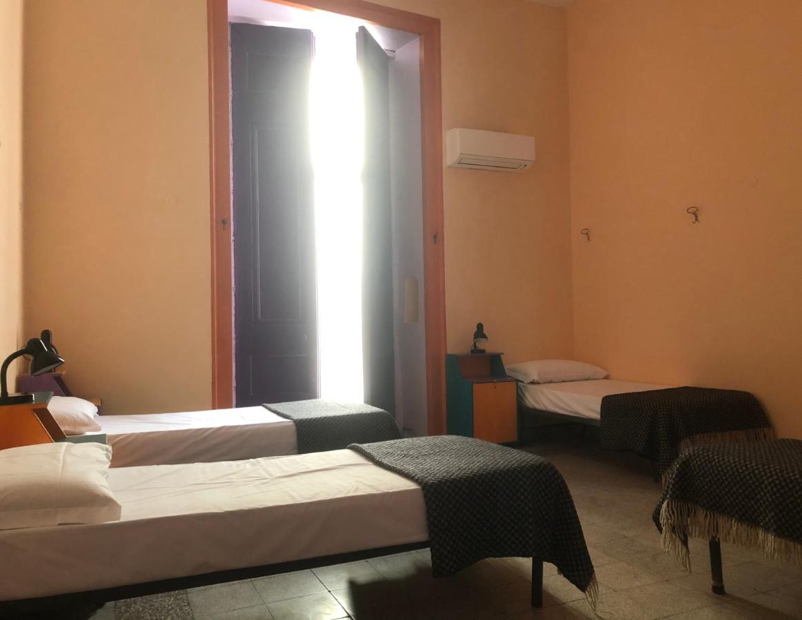 נאפולי 6 Small Rooms מראה חיצוני תמונה